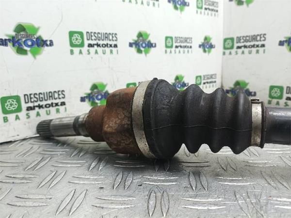 TRANSMISION DEL. DCHA. Peugeot 208 1.0 G I VTI 68CV (2012-2019) (50 KW) - 19942 / ZM01
