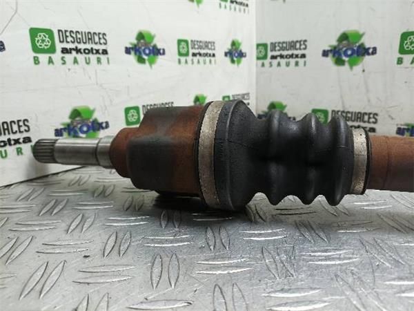 TRANSMISION DEL. DCHA. Peugeot 207 1.4 G (WC) 73CV (2006-2013) (54 KW) - 20183 / KFV