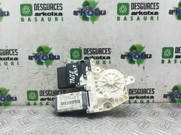 MOTOR ELEVALUNAS TRA. IZDO. Seat Leon 2.0 TDI (1P1) (2005-2013) 140CV (103 KW) - 20207 / BKD