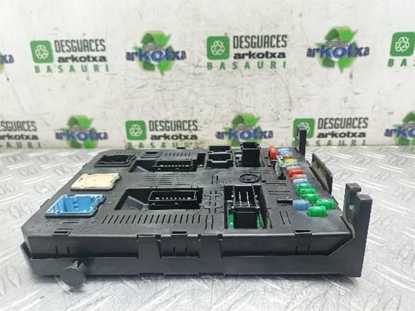 CAJA FUSIBLES/RELE Peugeot 307 1.6 HDI SW (3H) 109CV (2003-2007) (80 KW) - 20259 / 9HZ