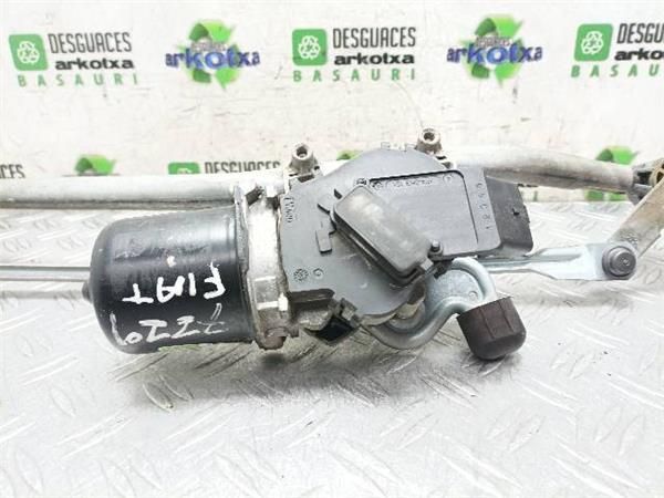 MOTOR LIMPIAPARABRISAS DEL. Renault Kangoo 1.5 DCI GRAND (KW) 86CV (63 KW) - 20563 / K9K B8