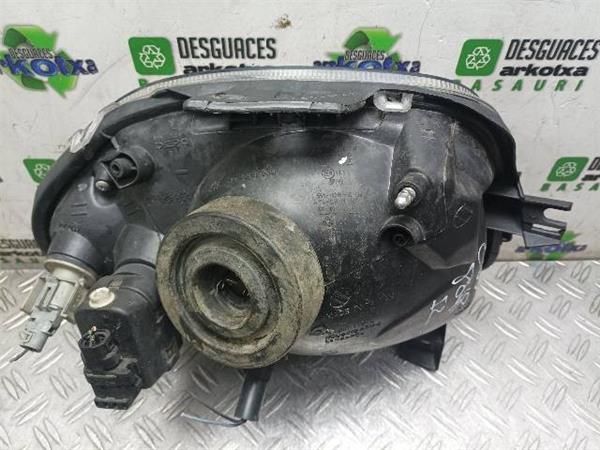 FARO DEL. IZDO. Renault Clio 1.2 G II (CB) 58CV (1998-2010) (43 KW) - 20593 / D7FD7