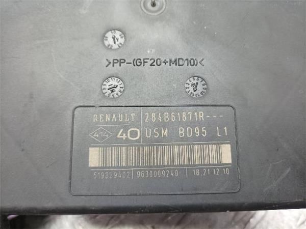 CAJA FUSIBLES/RELE Renault Megane 1.5 DCI COUPÉ III (DZ) 110 (2009-2015) (81 KW) - 21319 / K9KJ8