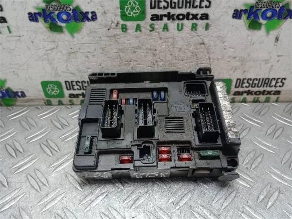 CENTRALITA Peugeot 206 1.9 D (2C) 69CV (1998-2001) (51 KW) - 21758 / WJY