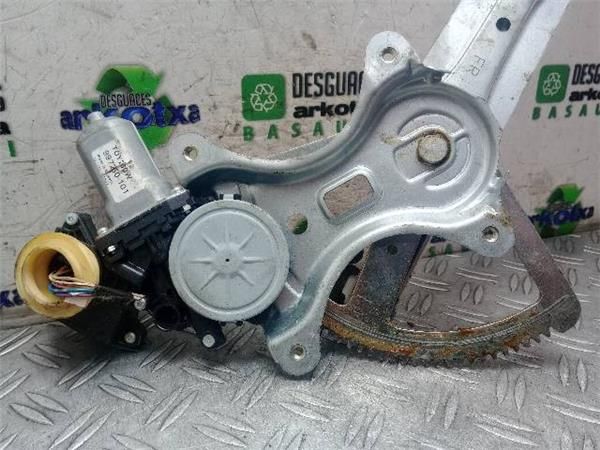 ELEVALUNAS ELECTRICO DEL. DCHO. Toyota Corolla 2.2 TD VERSO (R1) (2004-2009) (100 KW) - 21764 / 2AD FTV