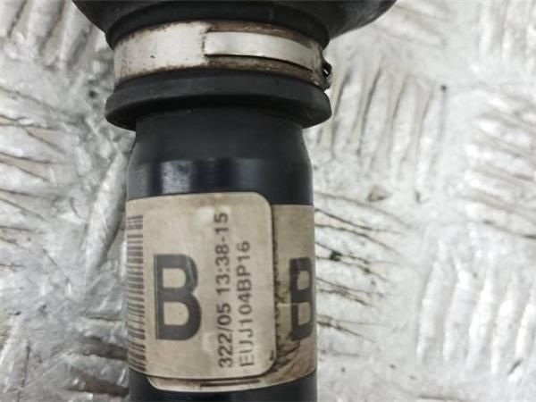 TRANSMISION DEL. DCHA. Toyota Corolla 2.2 TD VERSO (R1) (2004-2009) (100 KW) - 21956 / 2AD FTV