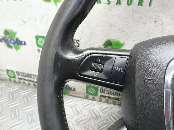 VOLANTE Audi A4 2.0 TDI AVANT B7 (2004-2008) (103 KW) - 22009 / BRE
