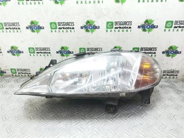 FARO DEL. IZDO. Renault Megane 1.4 G I (BA) 95CV (1999-2003) (70 KW) - 22011 / K4JC7