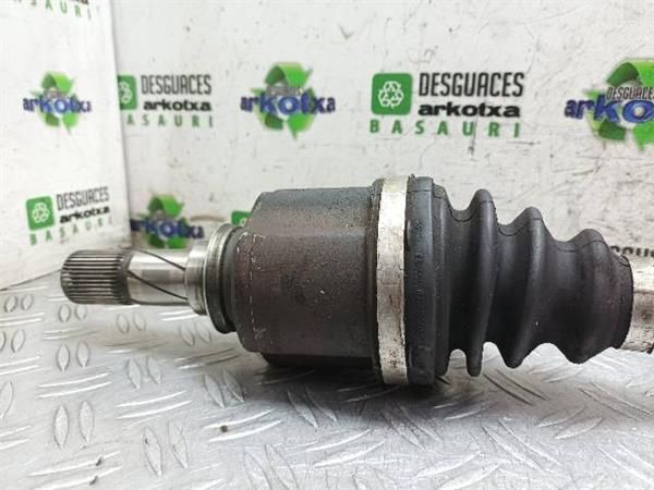 TRANSMISION DEL. IZDA. Nissan Primastar 2.0 DCI (X83) 115 114CV (2006-...) (84 KW) - 22144 / M9R
