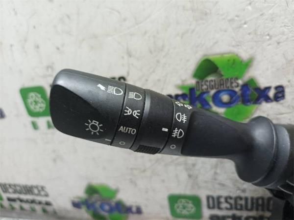 MANDO MULTIFUNCION Toyota Auris 1.8  TOURING SPORTS (E18) (73 KW) - 22185 / 2ZR