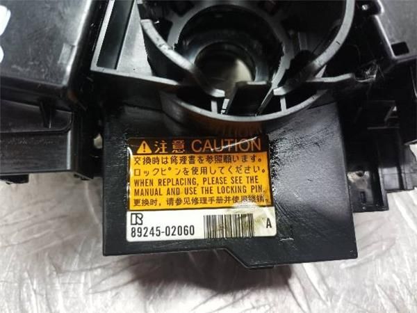 MANDO MULTIFUNCION Toyota Auris 1.8  TOURING SPORTS (E18) (73 KW) - 22185 / 2ZR