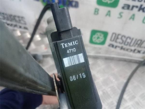 MOTOR ELEVALUNAS DEL. DCHO. Renault Espace 1.9 DCI IV (JK0) (2002-2016) (88 KW) - 22214 / F9Q A8