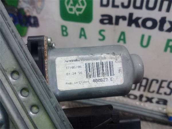 MOTOR ELEVALUNAS DEL. DCHO. Renault Espace 1.9 DCI IV (JK0) (2002-2016) (88 KW) - 22214 / F9Q A8