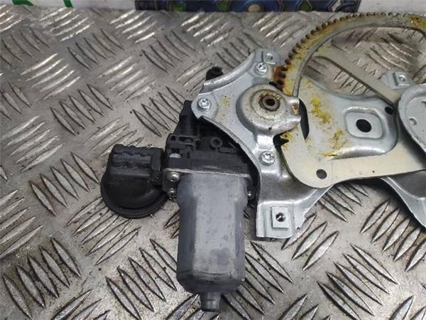 ELEVALUNAS ELECTRICO DEL. DCHO. Toyota Yaris 1.3 G II (P9) (2008-2011) 101CV (74 KW) - 22412 / 1NR