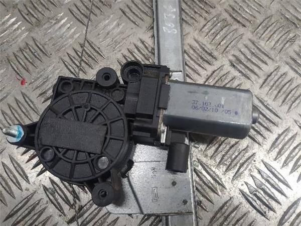 ELEVALUNAS ELECTRICO DEL. DCHO. Nissan Primastar 2.0 DCI (X83) 115 114CV (2006-...) (84 KW) - 22444 / M9R