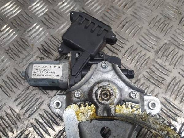 ELEVALUNAS ELECTRICO TRA. DCHO. Toyota Corolla 1.8 G VERSO (R1) (2004-2009) (95 KW) - 22448 / 1ZZFE