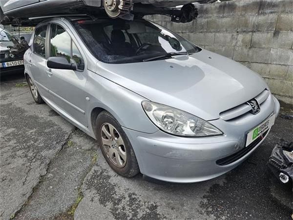 CAJA FUSIBLES/RELE Peugeot 307 2.0 HDI (3C) 90CV (2000-2007) (66 KW) - 22834 / RHY
