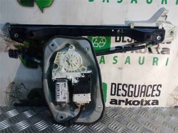 ELEVALUNAS ELECTRICO TRA. IZDO. Volkswagen Golf 1.9 TDI V (105CV) (77 KW) - 22948 / BXE