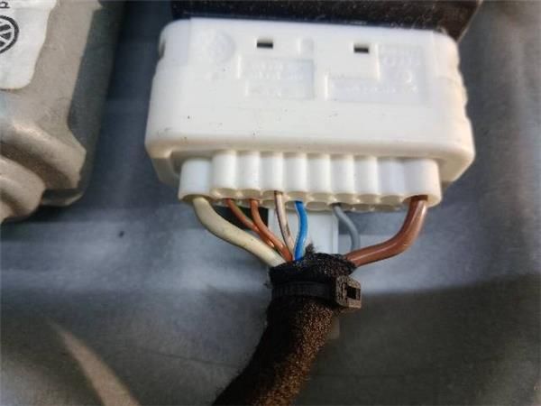 ELEVALUNAS ELECTRICO TRA. IZDO. Volkswagen Golf 1.9 TDI V (105CV) (77 KW) - 22948 / BXE