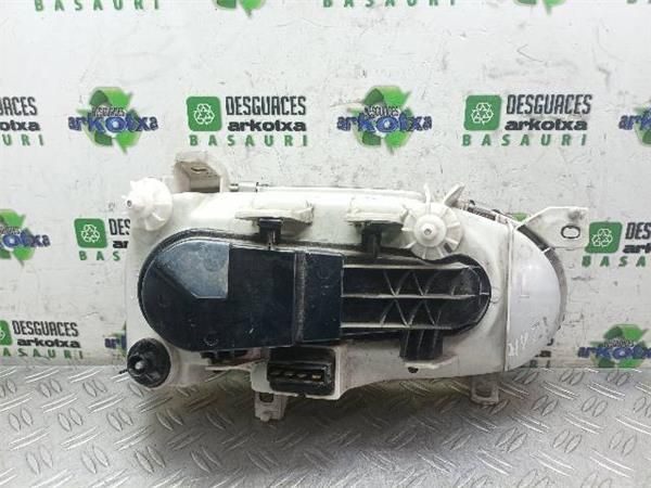 FARO DEL. IZDO. Volkswagen Golf 2.0 GTI III (1H1) 115CV (1991-1997) (85 KW) - 23223 / 2E