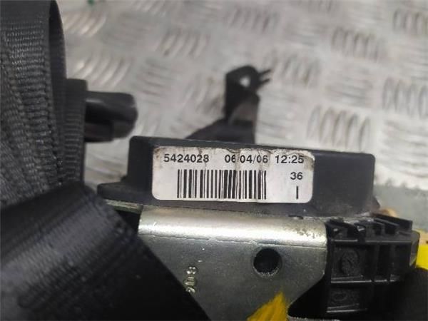 CINTURON SEGURIDAD DEL. IZDO. Volkswagen Polo 1.4 TDI (9N) (59 KW) - 23407 / BNV