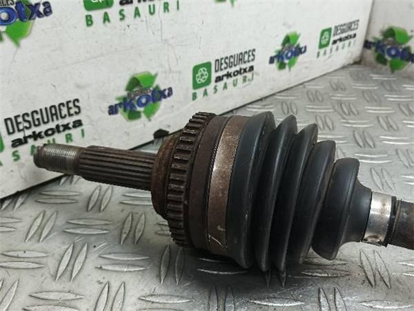 TRANSMISION DEL. DCHA. Chevrolet Aveo 1.2 G (250) 84CV (2008-2011) (62 KW) - 23552 / B12D1