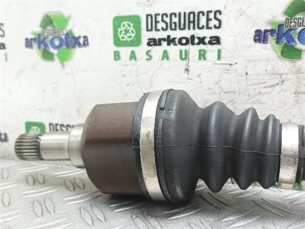 TRANSMISION DEL. IZDA. Peugeot 207 1.6 HDI SW (WE) 90CV (2007-2012) (66,2 KW) - 23567 / 9HX O 9H02