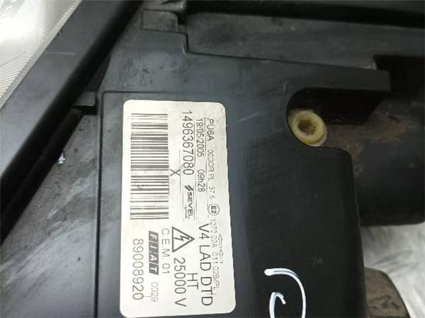 FARO XENON DCHO. Fiat Ulysse 2.2 JTD (179) 128CV (2002-2006) (94 KW) - 23641 / 4HW