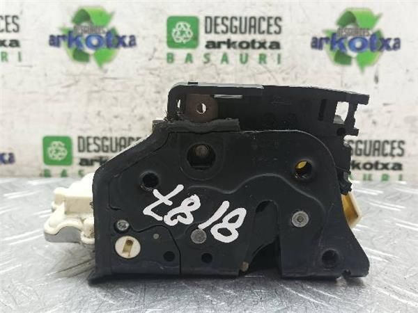 CERRADURA PUERTA DEL. DCHA. Volkswagen Passat 2.0 TDI (B6) AU 140CV (2005-2010) (103 KW) - 23733 / BKP