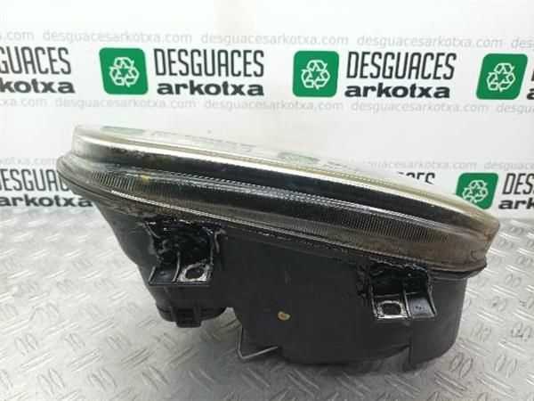 FARO DEL. IZDO. Volkswagen Golf 1.6 G IV (1J1) 101CV (1997-2004) (74 KW) - 23995 / AKL