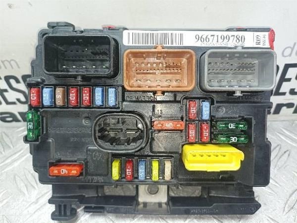 CAJA FUSIBLES/RELE Citroen C3 1.4 HDI II (SC) 68CV (2009-2016) (50 KW) - 24026 / 8H01