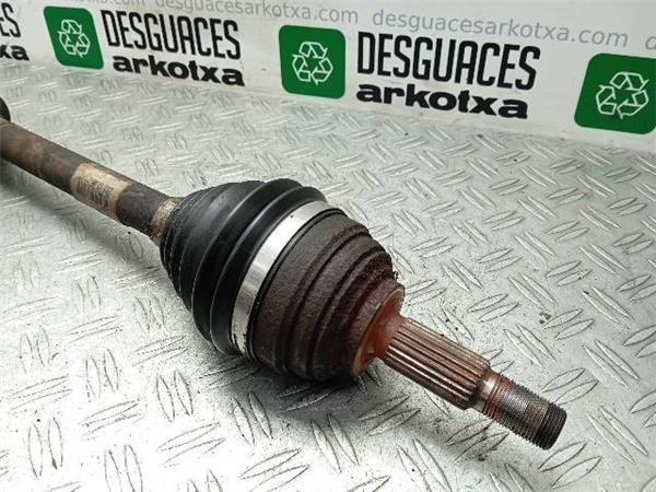 TRANSMISION DEL. DCHA. Renault Megane 1.6 G II (LM) 113CV (2003-2009) (83 KW) - 24263 / K4MW7