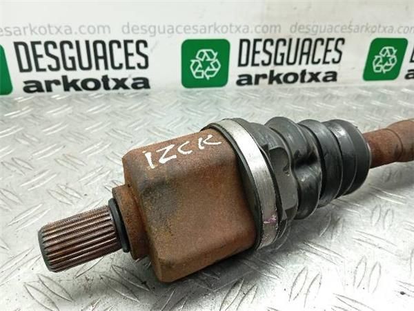 TRANSMISION DEL. IZDA. Renault Megane 1.6 G II (LM) 113CV (2003-2009) (83 KW) - 24264 / K4MW7