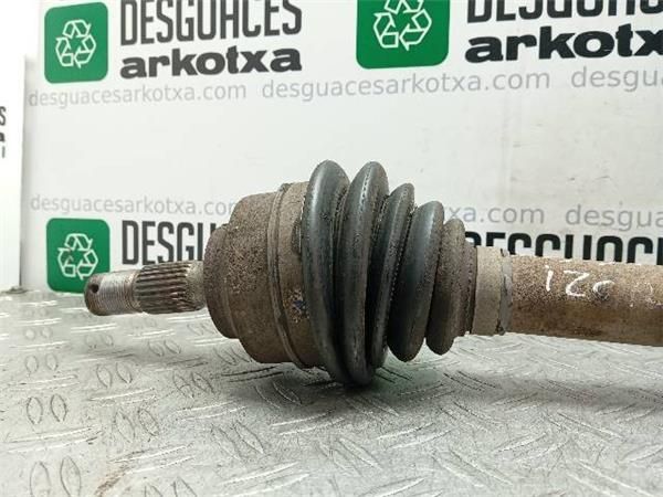 TRANSMISION DEL. IZDA. Peugeot 307 1.6 HDI SW (3H) 90CV (2005-2008) (66 KW) - 24273 / 9HX