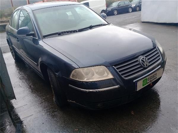 FARO DEL. IZDO. Volkswagen Passat 1.9 TDI (B5) 130CV (2000-2005) (96 KW) - 24485 / AVF