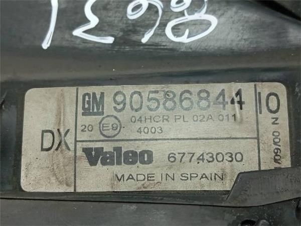 FARO DEL. IZDO. Opel Vectra 2.0 DTI B-CC (J96) 101CV (1997-2003) (74 KW) - 24580 / X20DTH