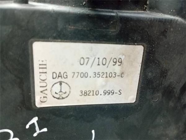 FARO DEL. IZDO. Renault Master 2.8 DTI II (FD) 114CV (1998-2001) (84 KW) - 24648 / S9W