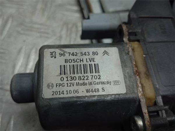ELEVALUNAS ELECTRICO DEL. DCHO. Peugeot 208 1.4 HDI I 68CV (2012-...) (50 KW) - 24746 / 8H01