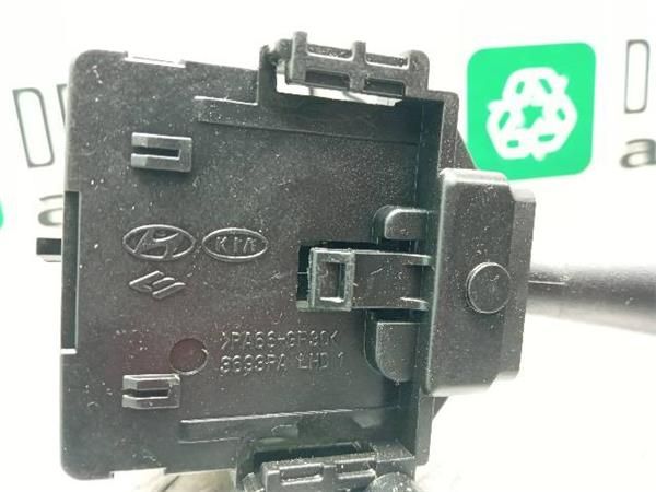 MANDO LIMPIAPARABRISAS Hyundai i30 1.6 CRDI I CW (FD) 90CV (2008-2012) (66 KW) - 24840 / 4FB
