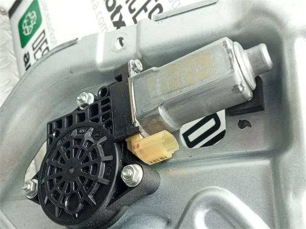 ELEVALUNAS ELECTRICO TRA. DCHO. Hyundai Tucson 2.0 CRDI (JM) VGT 4X4 140CV (2006-2010) (103 KW) - 24946 / D4EA