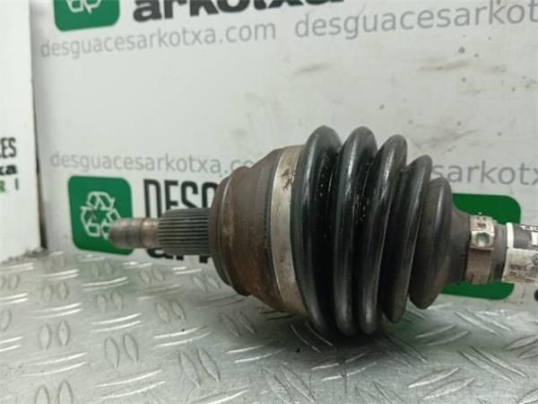 TRANSMISION DEL. IZDA. Volkswagen Golf 1.6 G IV (1J1) 105CV (2000-2005) (77 KW) - 25031 / AZD