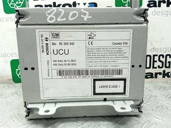 RADIO / CD Chevrolet Cruze 2.0 CDI (J300) 163CV (2010-....) (120 KW) - 25378 / Z20D1