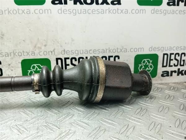 TRANSMISION DEL. DCHA. Renault Clio 1.2 G II (BB) 58CV (1998-2010) (43 KW) - 25432 / D7FG7 2
