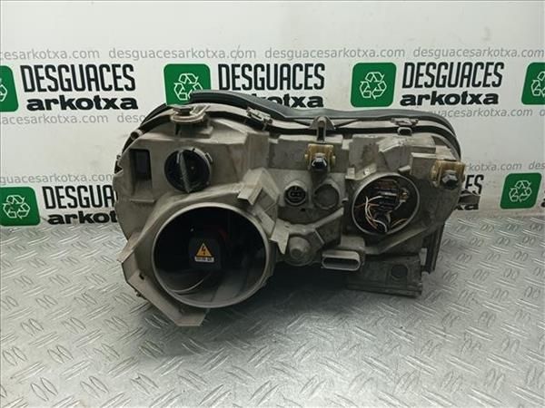 FARO XENON IZDO. Mercedes CL 500 - 25435 / 113963 2