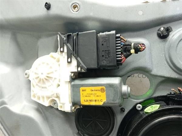 ELEVALUNAS ELECTRICO TRA. IZDO. Volkswagen Golf 2.0 G IV (1J1) 115CV (1998-2004) (85 KW) - 25470 / AQY