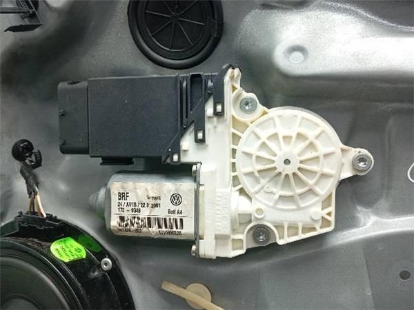 ELEVALUNAS ELECTRICO DEL. DCHO. Volkswagen Golf 2.0 G IV (1J1) 115CV (1998-2004) (85 KW) - 25472 / AQY