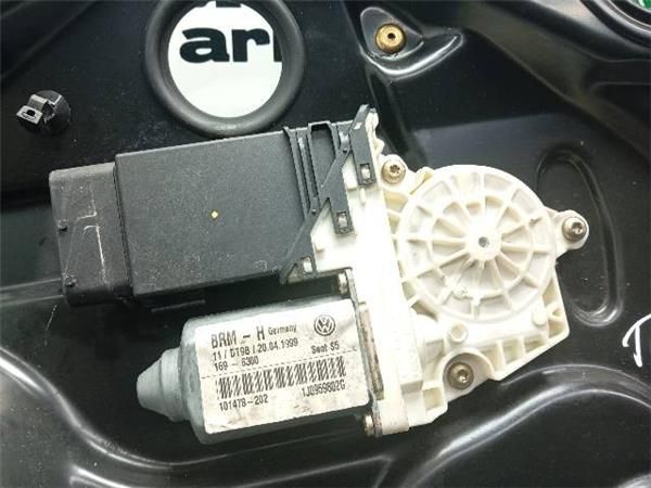 ELEVALUNAS ELECTRICO DEL. DCHO. Seat Toledo 1.9 TDI II (1M2) 110CV (1998-2004) (81 KW) - 25475 / AHF