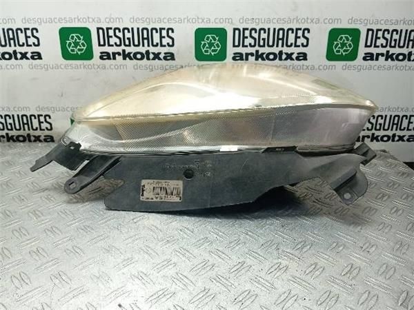 FARO DEL. IZDO. Citroen Xsara 2.0 HDI PICASSO (66 KW) - 25802 / RHY