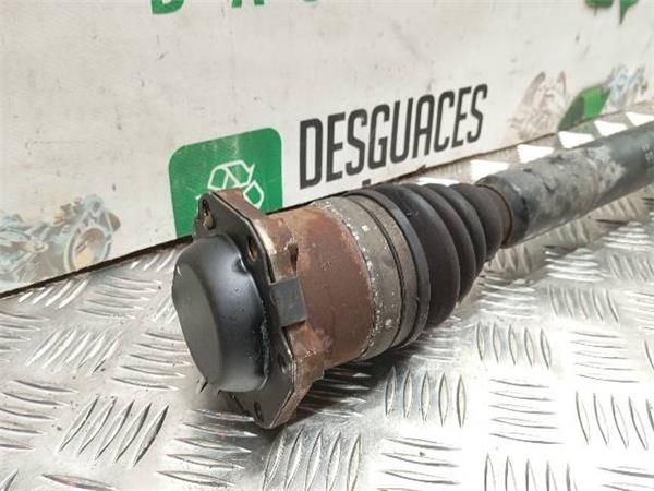 TRANSMISION DEL. DCHA. Volkswagen Golf 1.6 G IV (1J1) 105CV (2000-2005) (77 KW) - 25870 / BCB 2