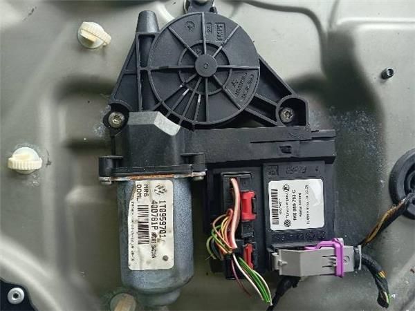 ELEVALUNAS ELECTRICO DEL. IZDO. Skoda Octavia 1.9 TDI (1Z5) 4X4 105CV (2004-2010) (77 KW) - 25961 / BKC